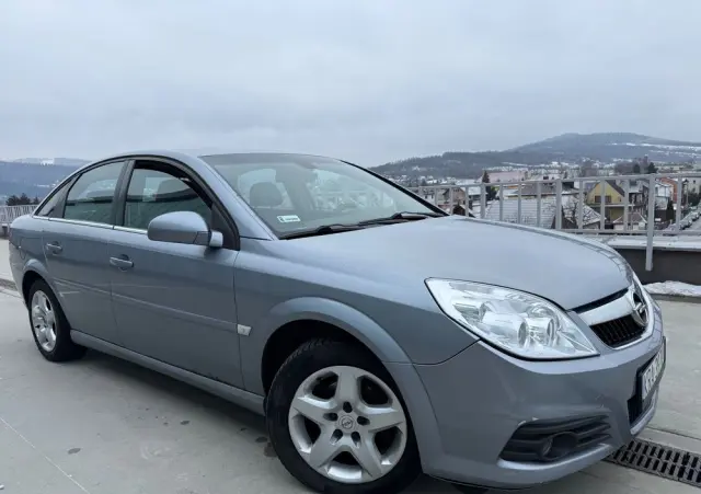 OPEL Vectra 1.9 CDTI DPF Business Plus