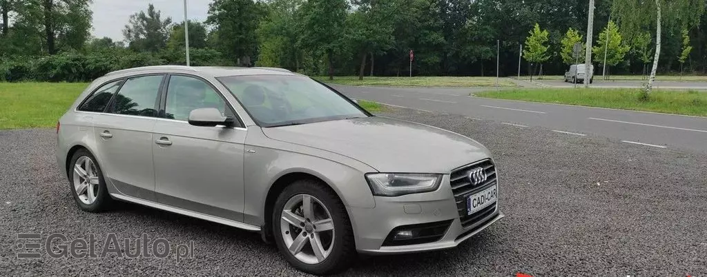 AUDI A4 