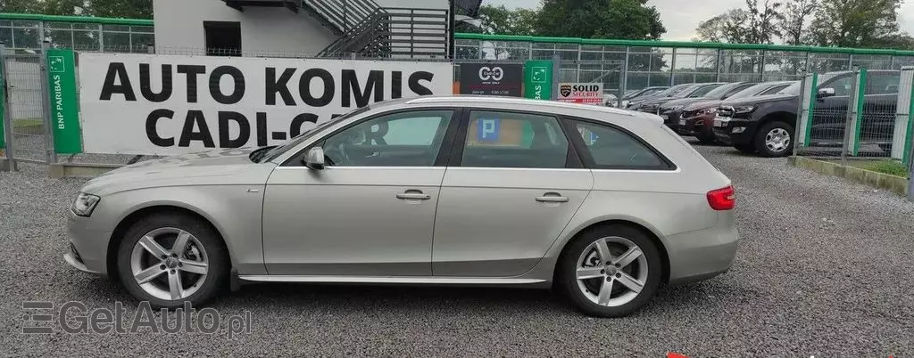 AUDI A4 