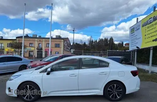 TOYOTA Avensis 