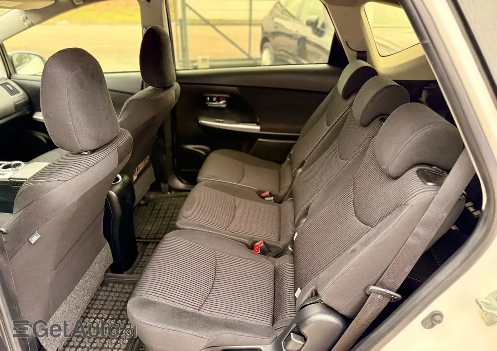 TOYOTA Prius+ (Hybrid) Comfort