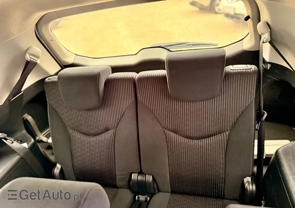 TOYOTA Prius+ (Hybrid) Comfort