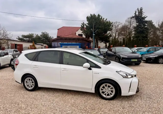 TOYOTA Prius+ (Hybrid) Comfort