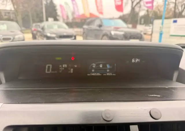 TOYOTA Prius+ (Hybrid) Comfort