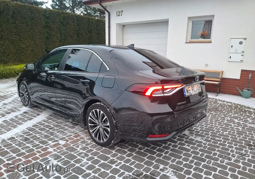 TOYOTA Corolla 1.8 Hybrid Style