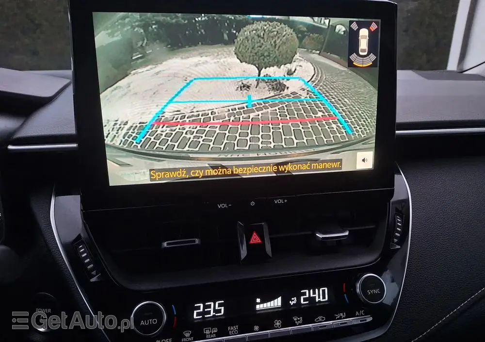 TOYOTA Corolla 1.8 Hybrid Style