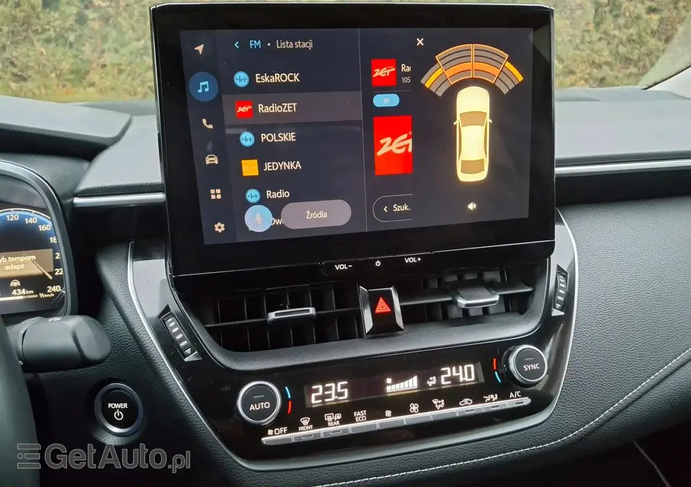 TOYOTA Corolla 1.8 Hybrid Style