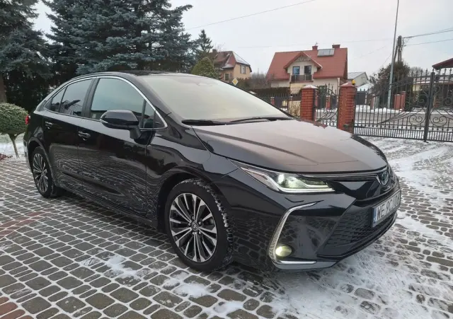 TOYOTA Corolla 1.8 Hybrid Style