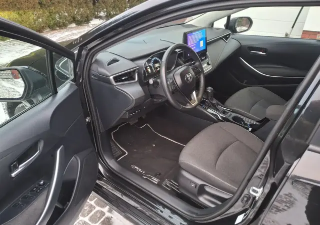 TOYOTA Corolla 1.8 Hybrid Style