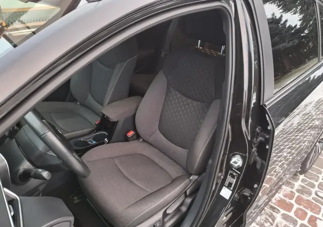 TOYOTA Corolla 1.8 Hybrid Style