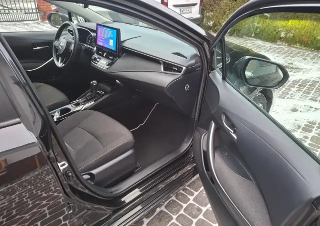 TOYOTA Corolla 1.8 Hybrid Style