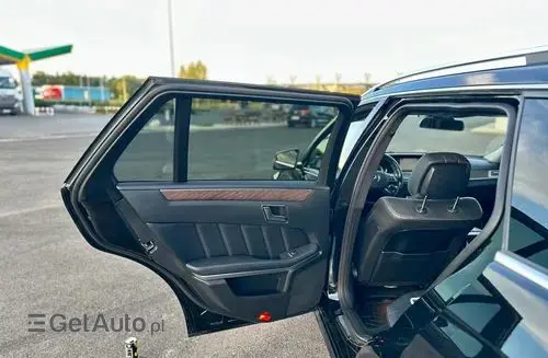 MERCEDES-BENZ Klasa E 