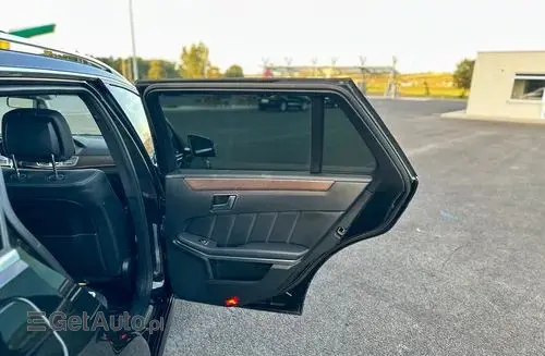 MERCEDES-BENZ Klasa E 