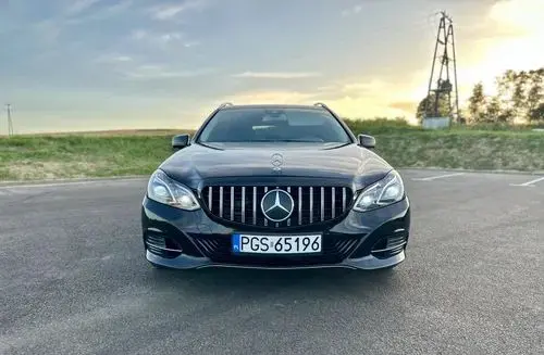 MERCEDES-BENZ Klasa E 
