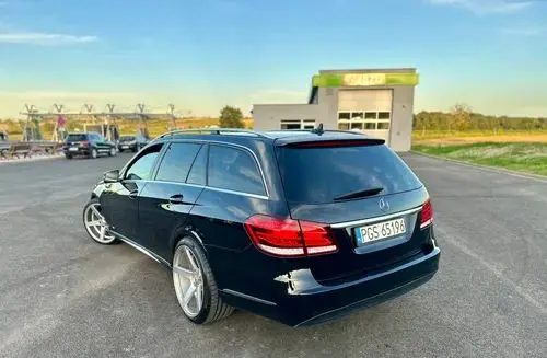 MERCEDES-BENZ Klasa E 