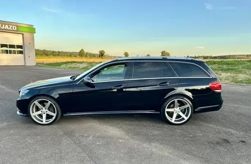 MERCEDES-BENZ Klasa E 