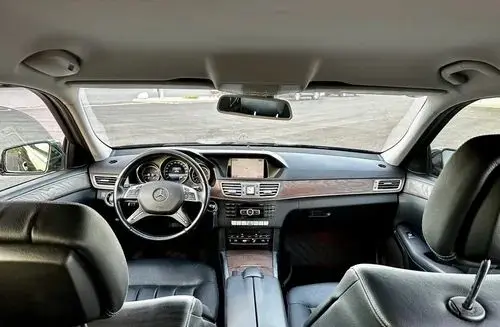 MERCEDES-BENZ Klasa E 