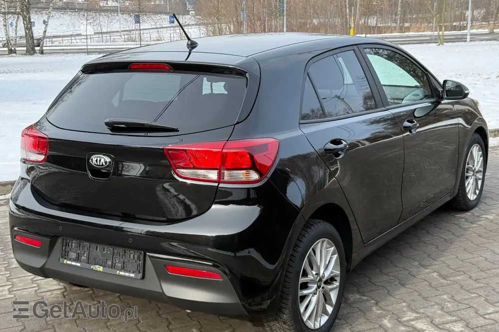 KIA Rio 1.2 ISG Dream-Team Edition