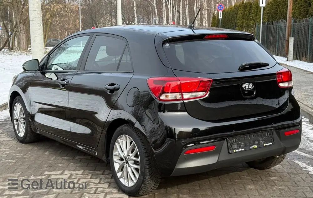 KIA Rio 1.2 ISG Dream-Team Edition