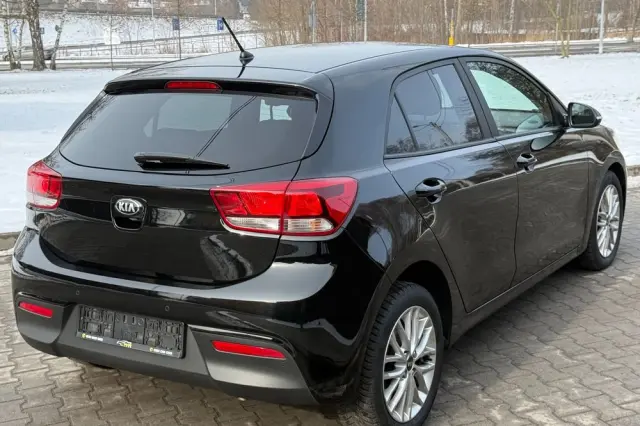 KIA Rio 1.2 ISG Dream-Team Edition