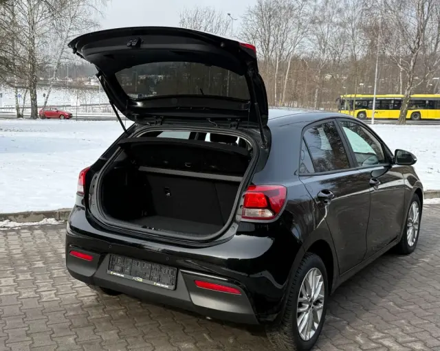 KIA Rio 1.2 ISG Dream-Team Edition