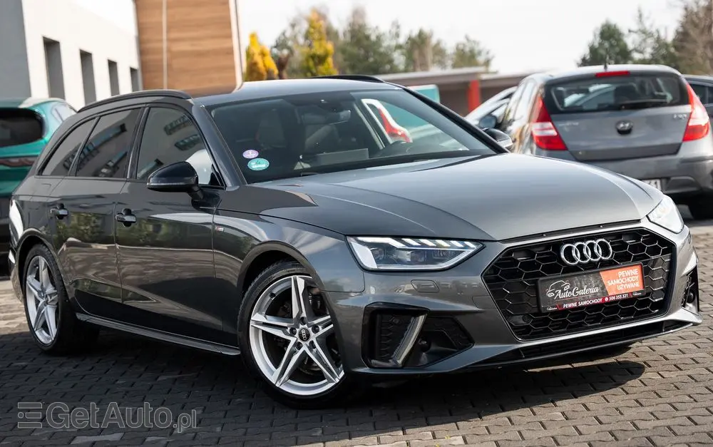 AUDI A4 Avant 35 TFSI S tronic S line