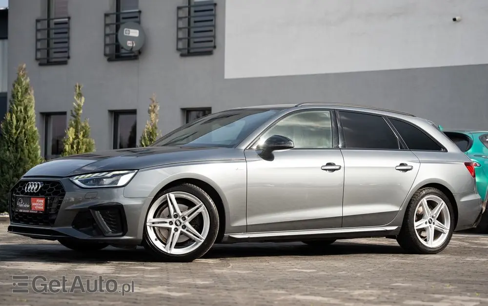AUDI A4 Avant 35 TFSI S tronic S line