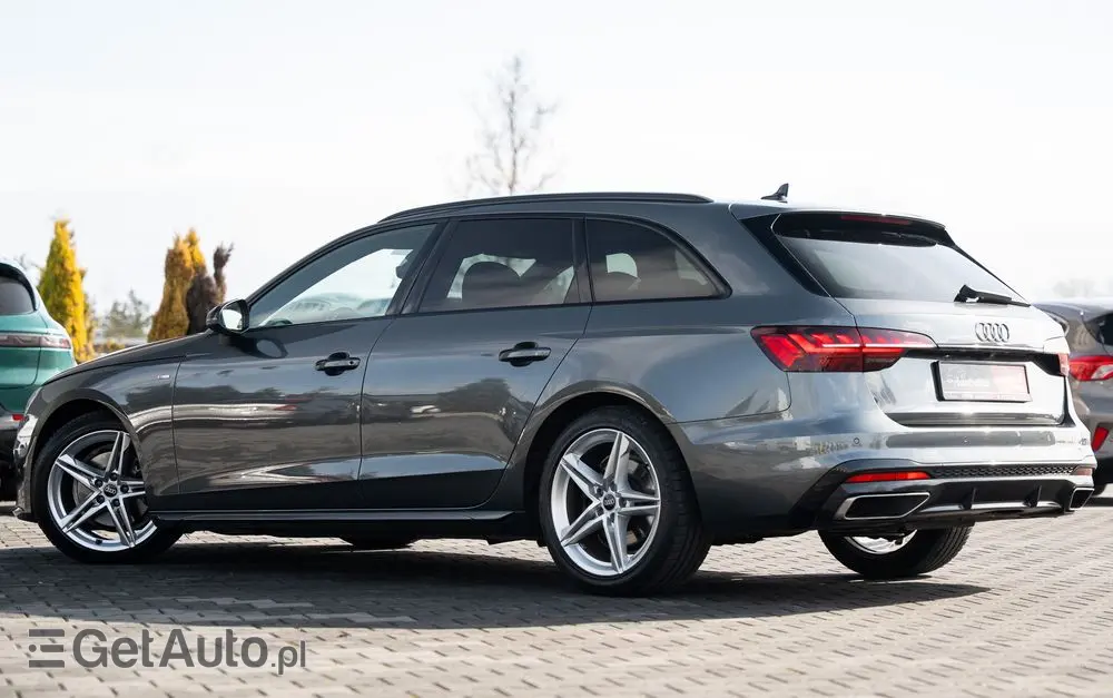AUDI A4 Avant 35 TFSI S tronic S line
