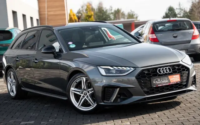 AUDI A4 Avant 35 TFSI S tronic S line