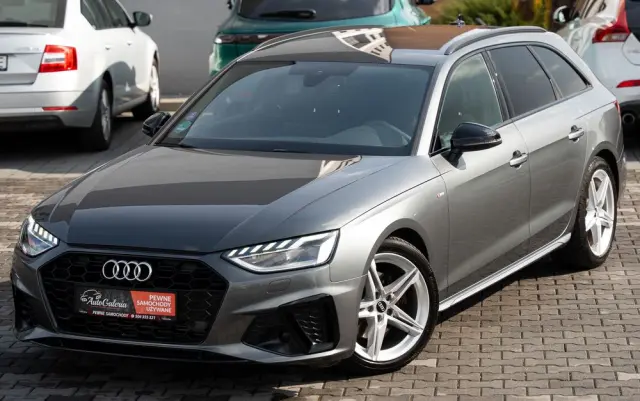 AUDI A4 Avant 35 TFSI S tronic S line