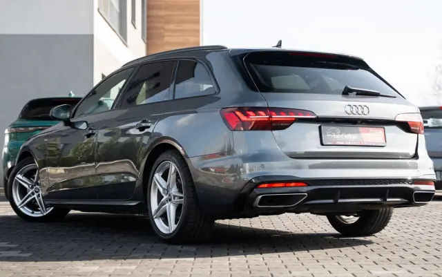 AUDI A4 Avant 35 TFSI S tronic S line