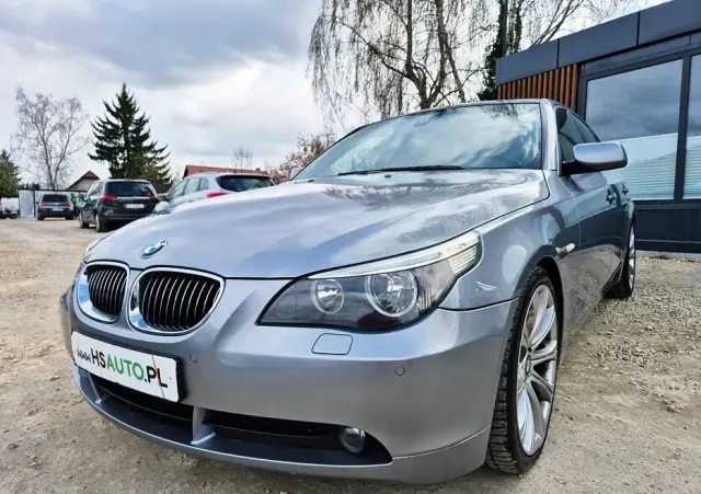 BMW Seria 5 523i