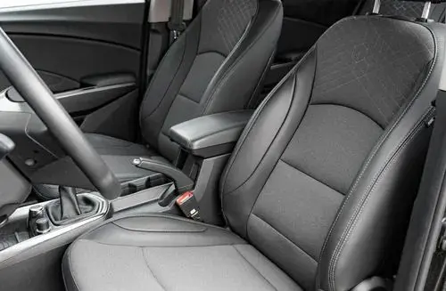 SSANGYONG/KGM Tivoli 