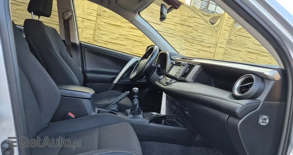 TOYOTA RAV4 2.0 D-4D Premium