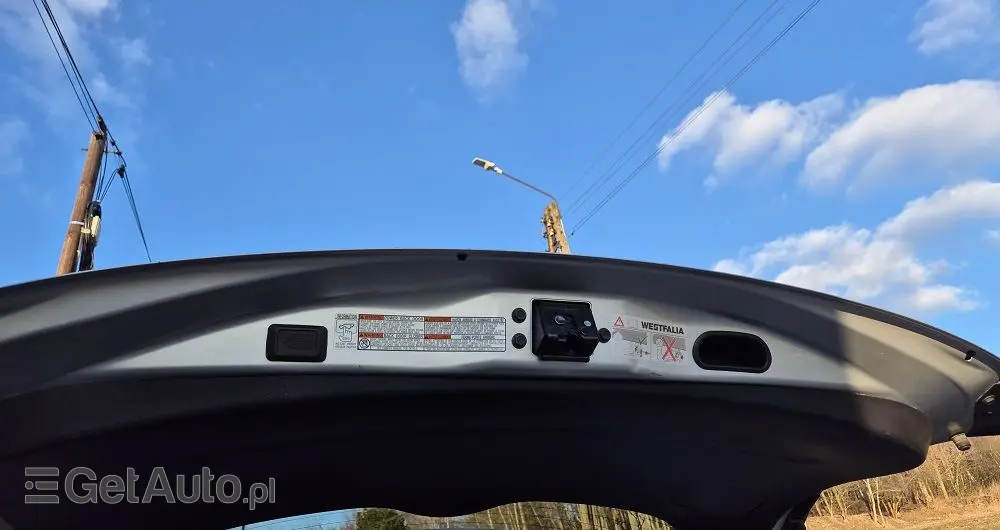 TOYOTA RAV4 2.0 D-4D Premium