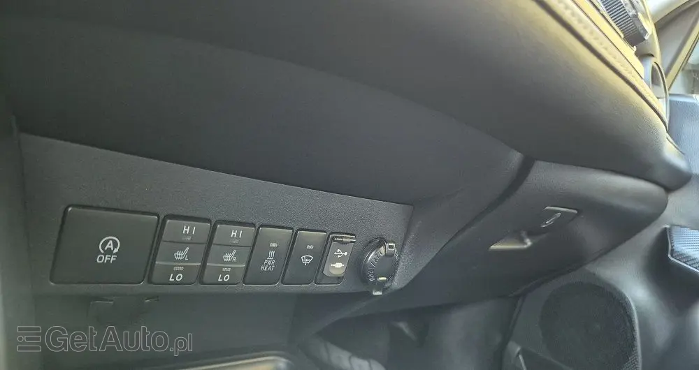 TOYOTA RAV4 2.0 D-4D Premium