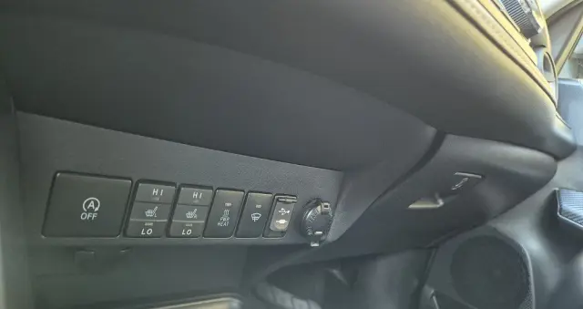 TOYOTA RAV4 2.0 D-4D Premium