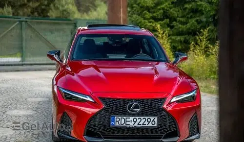 LEXUS IS 