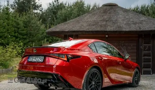 LEXUS IS 