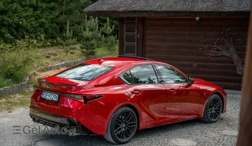 LEXUS IS 