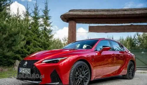 LEXUS IS 