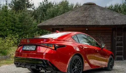 LEXUS IS 