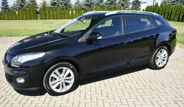 RENAULT Megane 