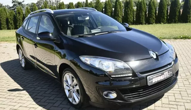 RENAULT Megane 