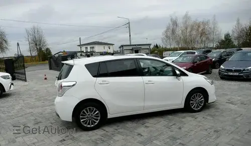 TOYOTA Verso 