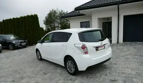 TOYOTA Verso 