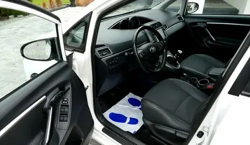 TOYOTA Verso 