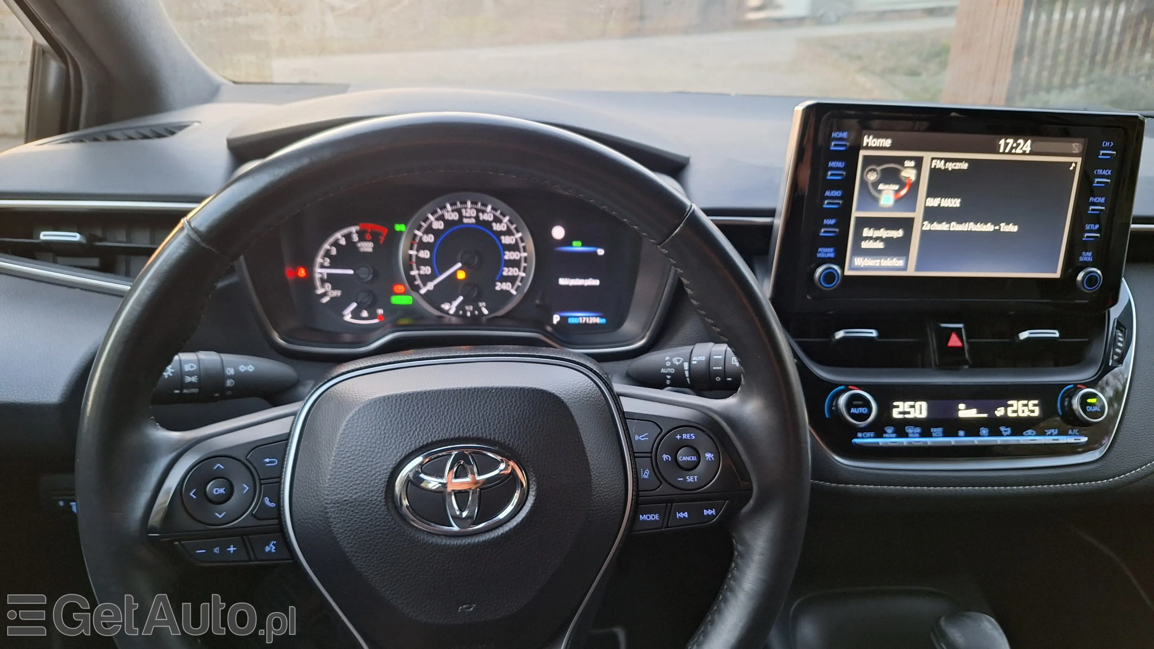 TOYOTA Corolla Active e-CVT