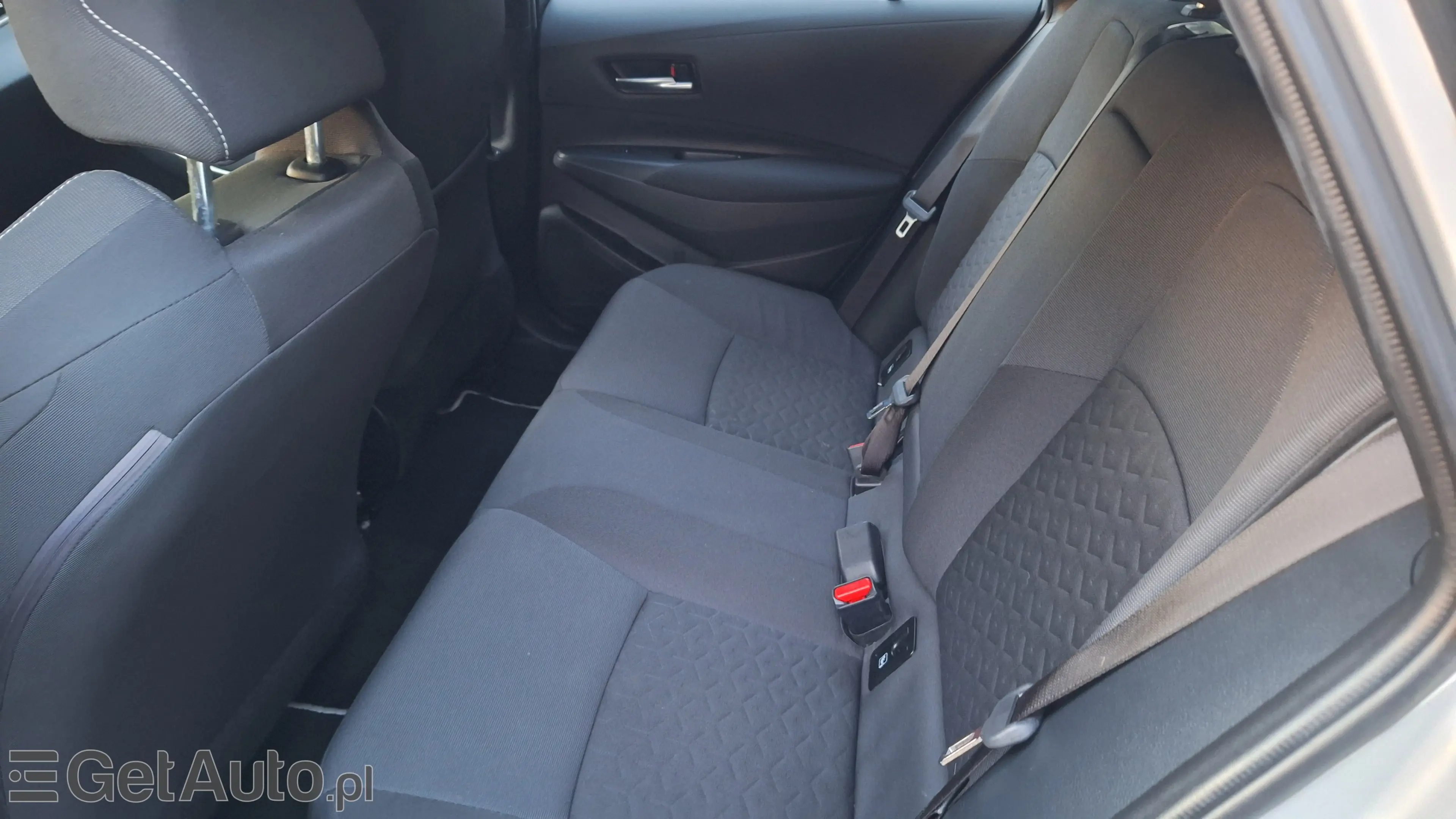 TOYOTA Corolla Active e-CVT