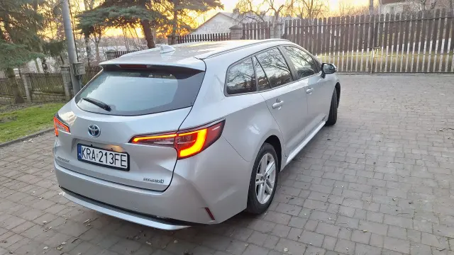 TOYOTA Corolla Active e-CVT